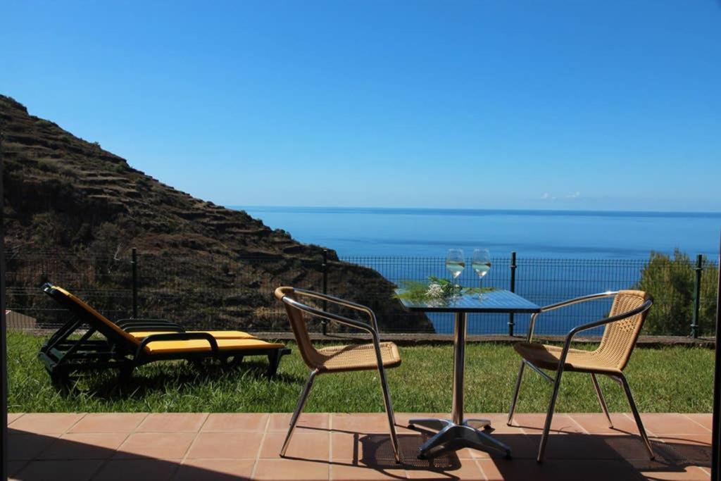 Ferienwohnung Apartamento Mar Azul Calheta  Exterior foto